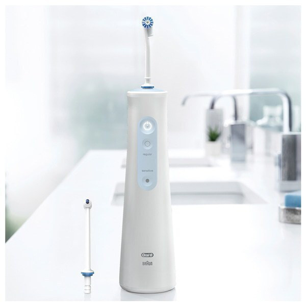 Oral-B AquaCare 4 Water Flosser - Image 4